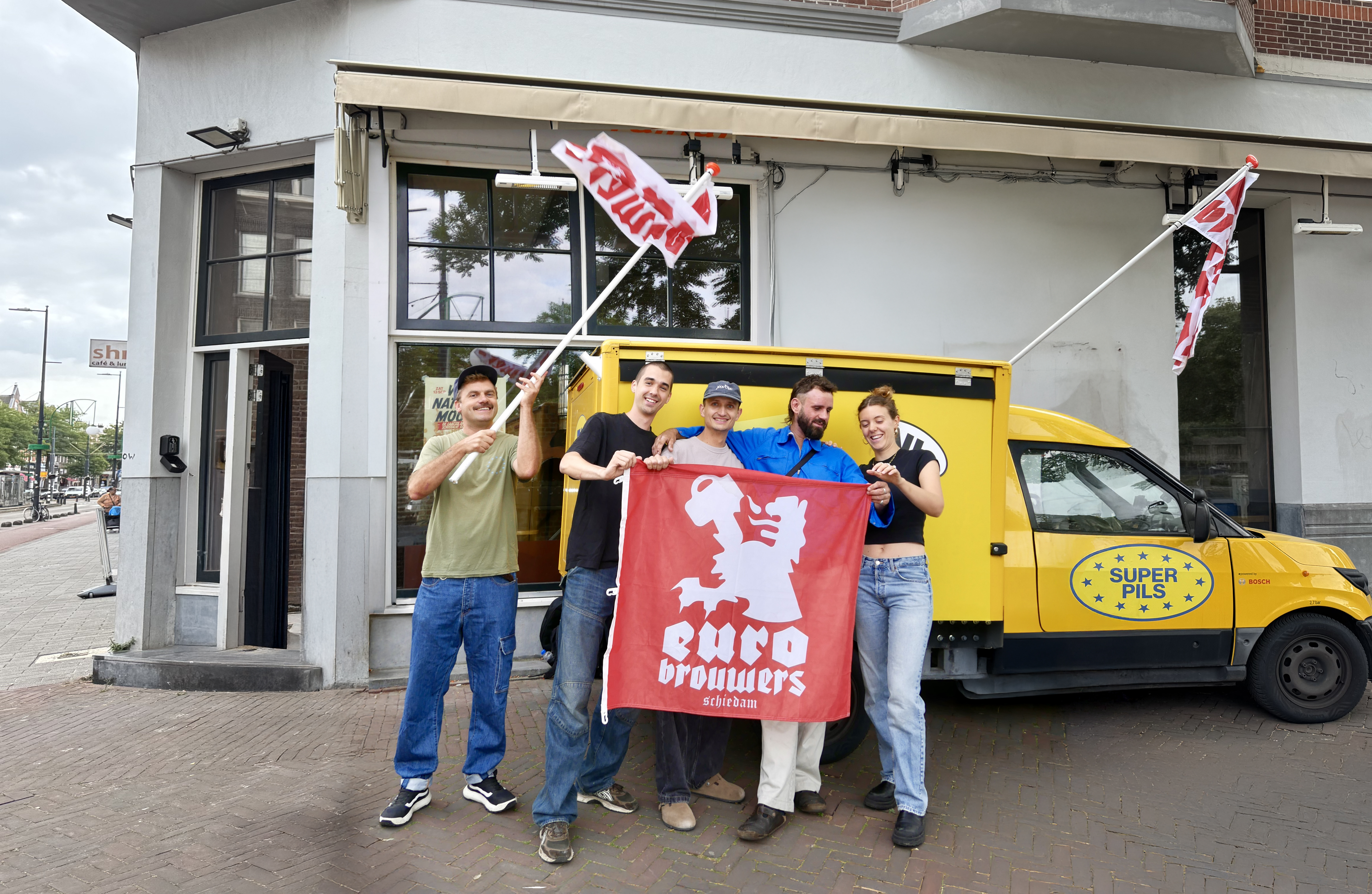 Eurobrouwers opens Café de Wilde Mossel on 15 November at Middellandplein — a new bistro bar blending Belgian café warmth with Mediterranean flair.